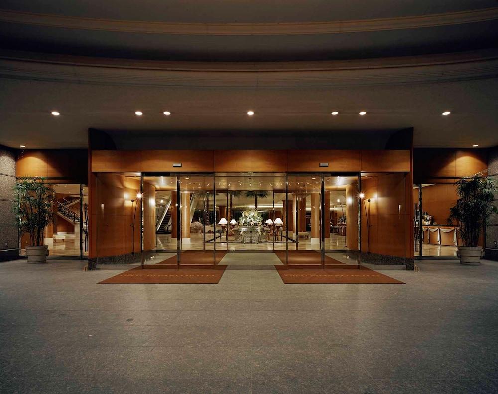 Miyako Hotel Gifu Nagaragawa Eksteriør bilde Entrance to the hotel